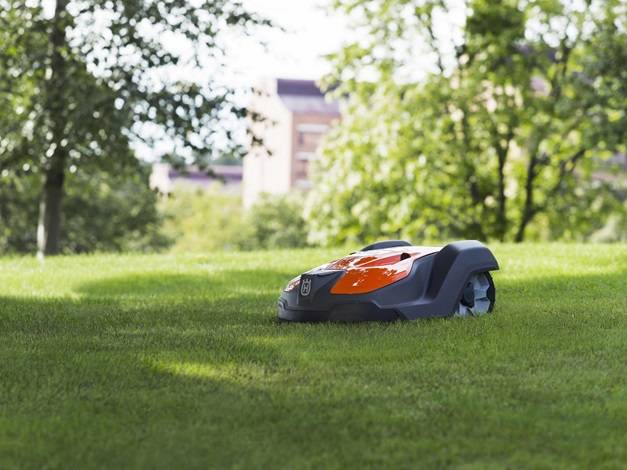 robot tondeuse tondeuse robot husqvarna pelouse jardin golf avantages robot tondeuse tondeuse robot husqvarna pelouse jardin golf avantages