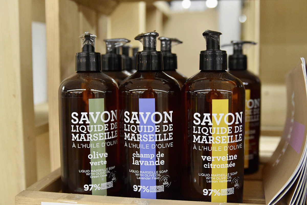 Où trouver des authentiques savons de Marseille liquide et crème hydratante pour les mains à La Crau proche de La Garde ?