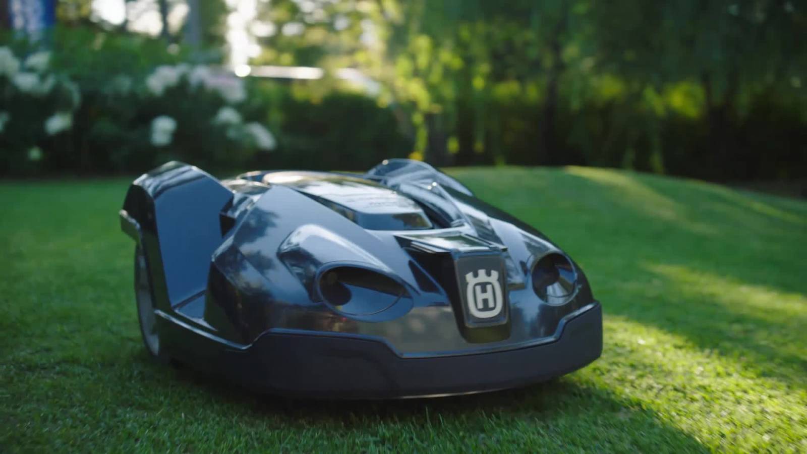 Acheter un robot tondeuse Husqvarna cette solution de tonte qui réduira votre impact carbone, à La Crau dans le Var